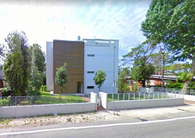 Appartement Ai Lecci à Bibione Extérieur photo