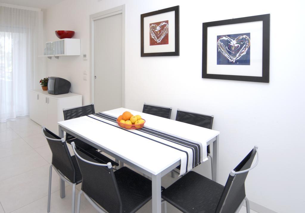 Appartement Ai Lecci à Bibione Extérieur photo